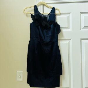 Stylish dark navy size 4 Dress with Ruffle Accent